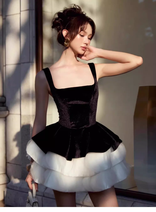 Pretty Ball Gown Square Neck Black Velvet Short Formal 8th Grade Homecoming Dresses Summer Middle School Hoco Dress Homecoming Outfits DH643
