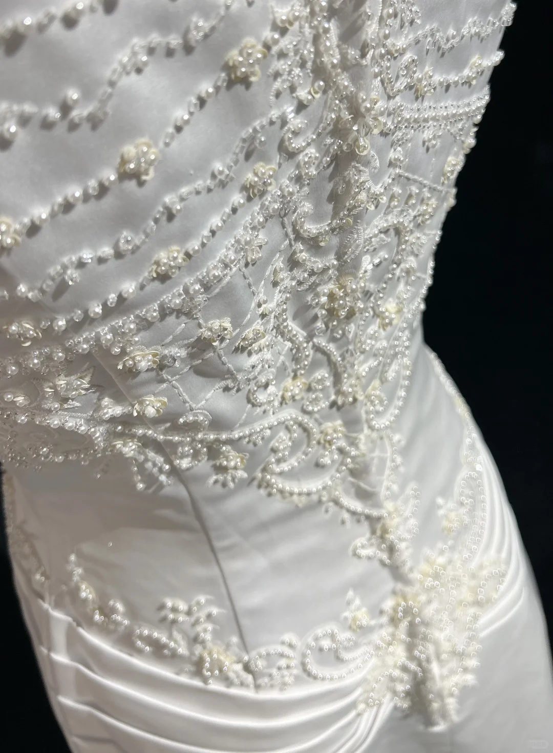 Vestido de novia clásico, corte A, escote cuadrado, mangas cortas, satén blanco, estilo minimalista, DH648