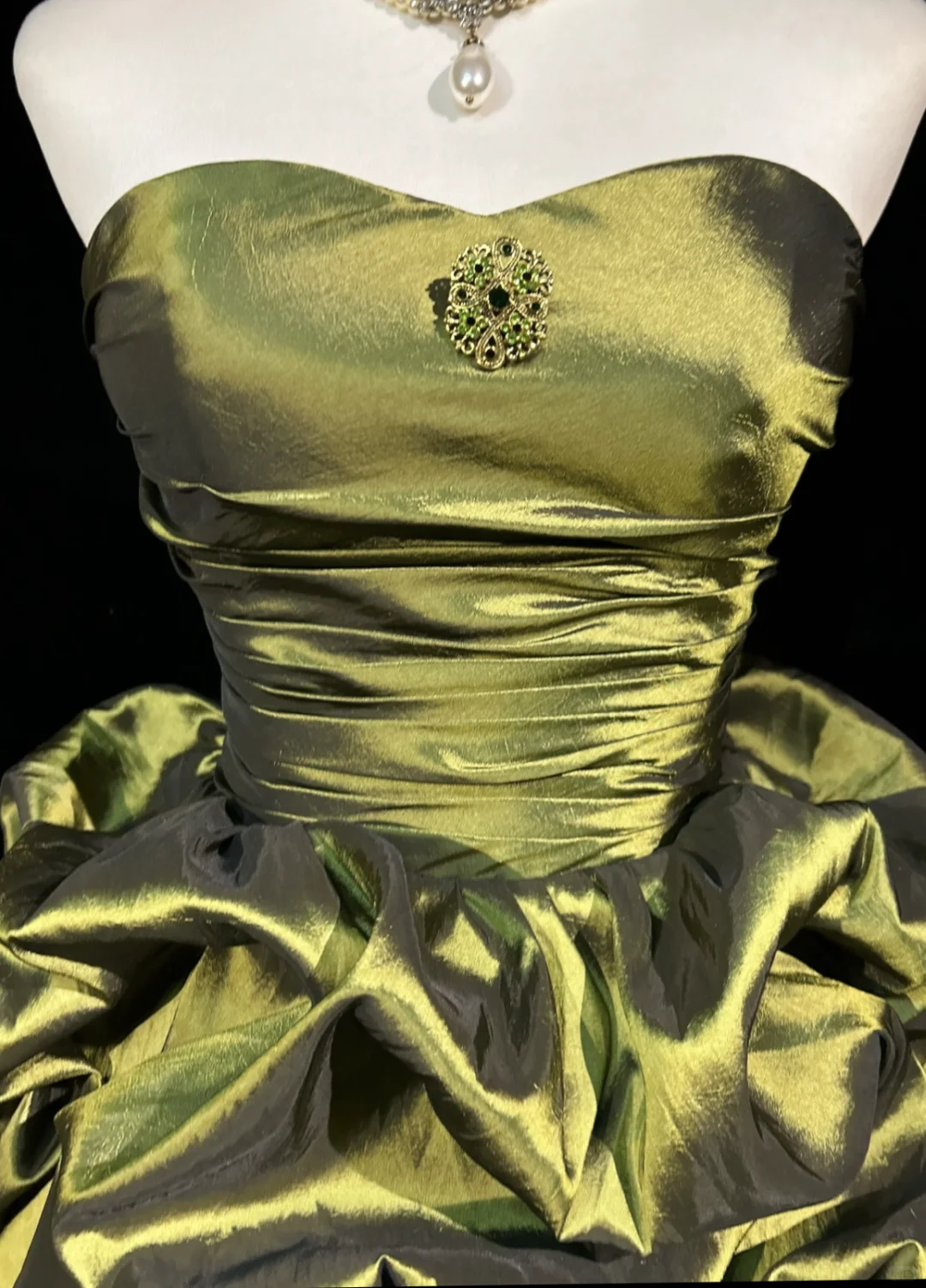 Cute Ball Gown Sweetheart Taffeta Olive Green Sleeveless Mini Short Formal 8th Grade Homecoming Dresses Summer Middle School Hoco Dress Homecoming Outfits DH650