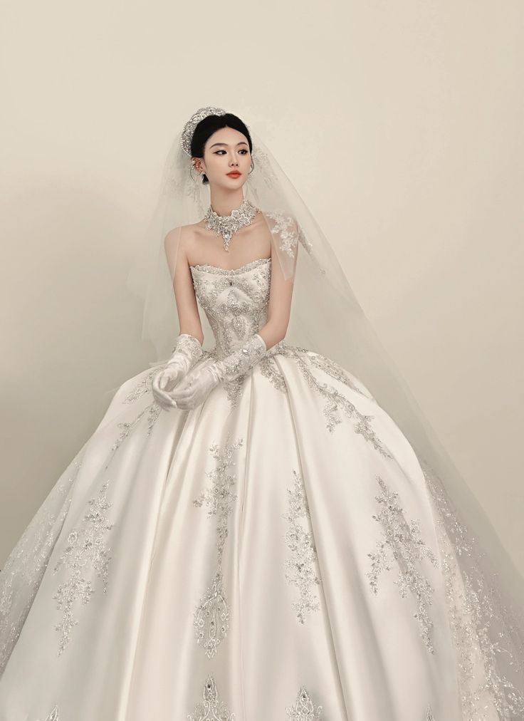 Extravagante vestido de novia largo sin tirantes de satén blanco con cuentas, elegante DH679