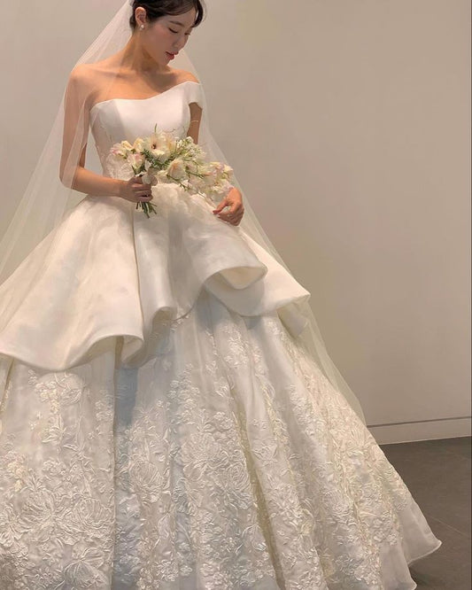 Vestido de novia elegante y clásico, sin tirantes, de satén blanco, DH734
