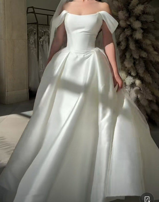 Vestido de novia clásico, de gala, con hombros descubiertos, mangas cortas, de satén blanco, estilo minimalista, DH747