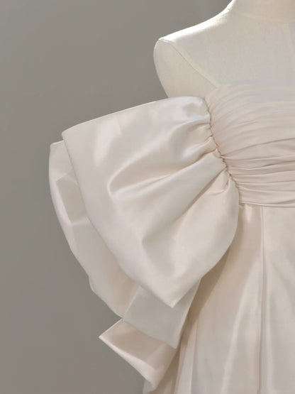 Vestido de novia clásico, corte A, hombros descubiertos, manga corta, satén blanco, estilo minimalista, DH752