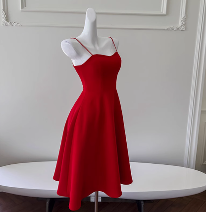 Vestidos cortos elegantes de Hoco, corte A, tirantes finos, rojos, para el regreso a casa de octavo grado, trajes de verano para la escuela secundaria DH75