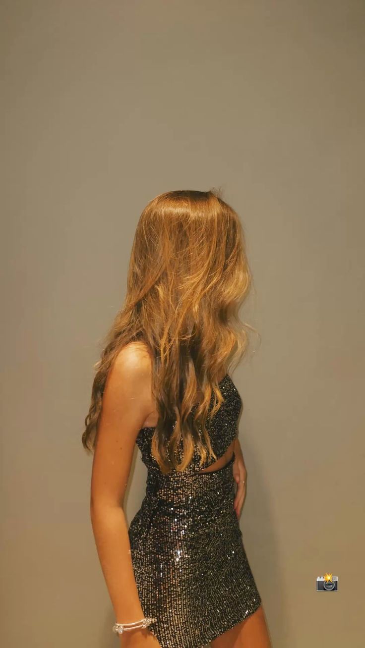 Vestido corto de fiesta de verano con lentejuelas negras, de un solo hombro y corte tubo, para octavo grado, para escuela secundaria, ideal para el regreso a casa y para el 25.º cumpleaños, DH787