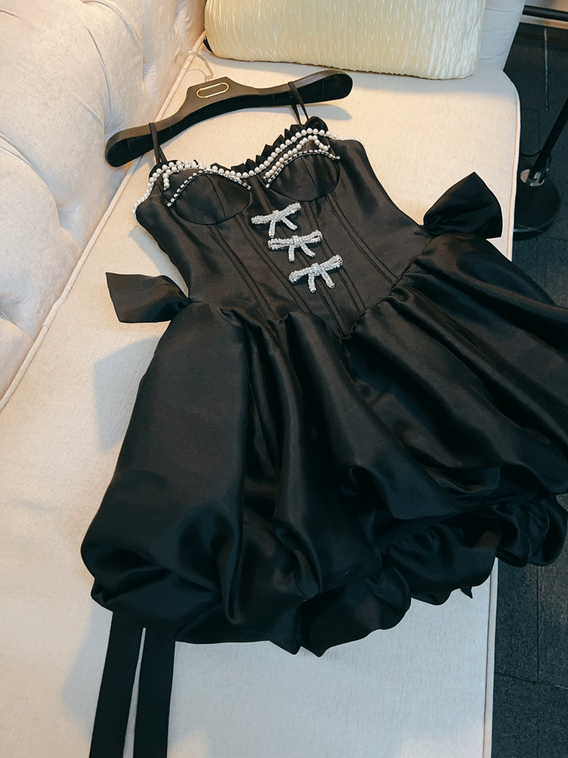 Vestidos cortos elegantes de Hoco, vestido de fiesta con tirantes finos, negros, para el regreso a casa de octavo grado, trajes de verano para la escuela secundaria DH79