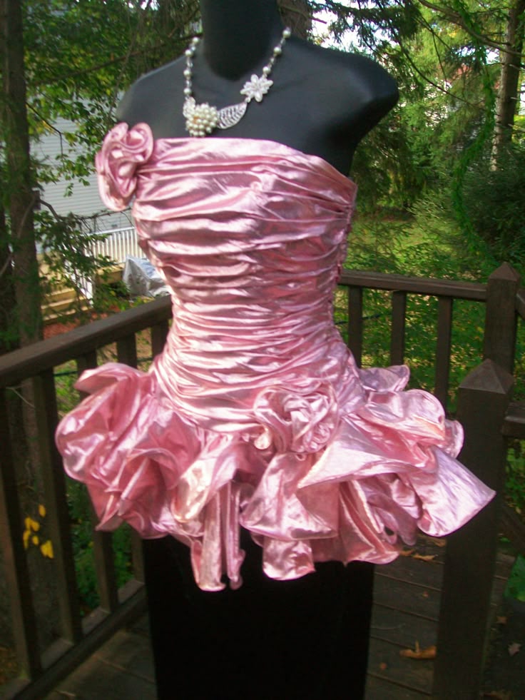 Hermoso vestido de fiesta sin tirantes de satén rosa, corto, formal, para octavo grado, vestido de verano para escuela secundaria, traje de fiesta DH829