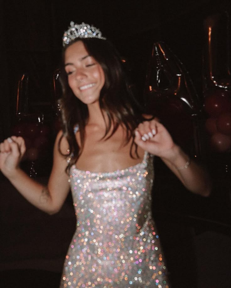 Pretty A line Square Neck Sleeveless Sequin Silver Short Mini Formal 8th Grade Homecoming Dresses Summer Middle School Hoco Dress Homecoming Outfits DH849