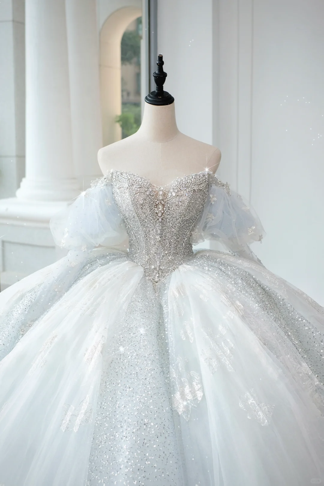 Vestido de novia atemporal, vestido de fiesta con hombros descubiertos, azul cielo claro, lentejuelas, largo blanco, vestidos de novia elegantes DH889