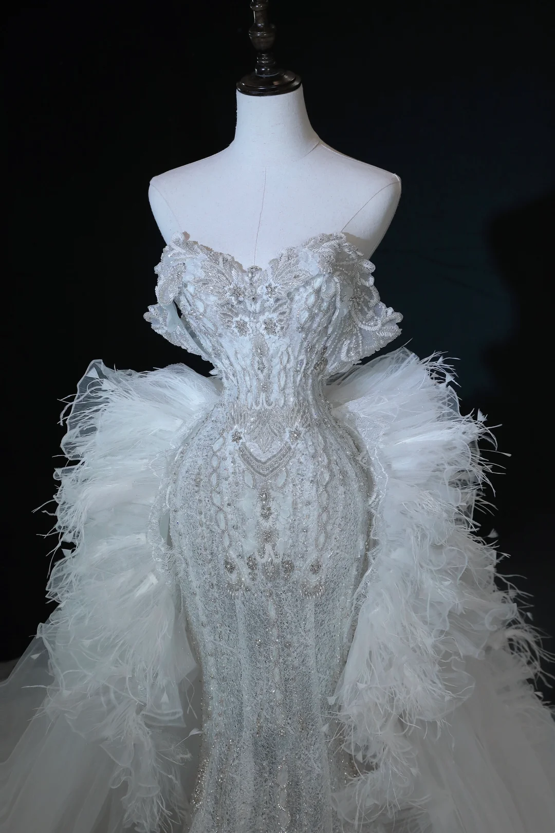 Vestido de novia atemporal de corte sirena con hombros descubiertos y mangas casquillo con lentejuelas plateadas, vestidos de novia largos y elegantes DH897