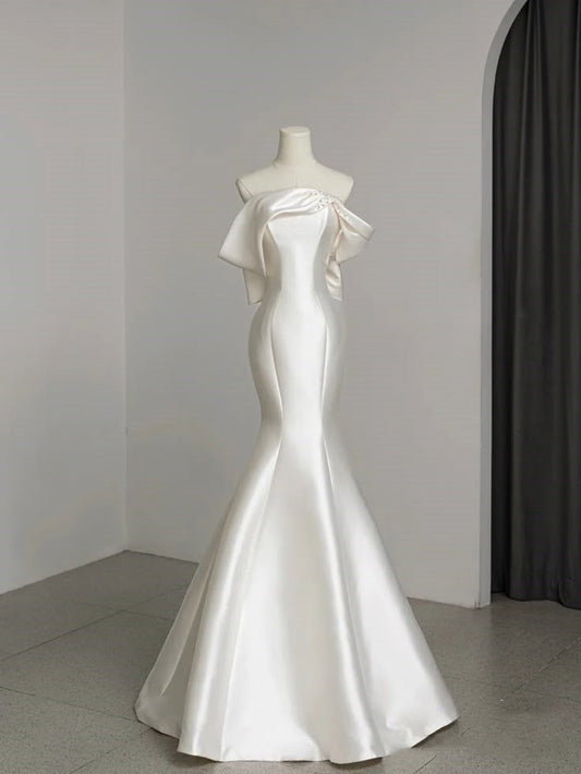 Vestido de novia atemporal de corte sirena con hombros descubiertos, satén, mangas cortas, elegante DH911