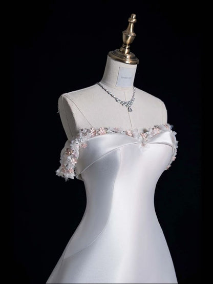 Vestido de novia atemporal, corte corazón, flores artesanales, satén blanco, elegante, DH913