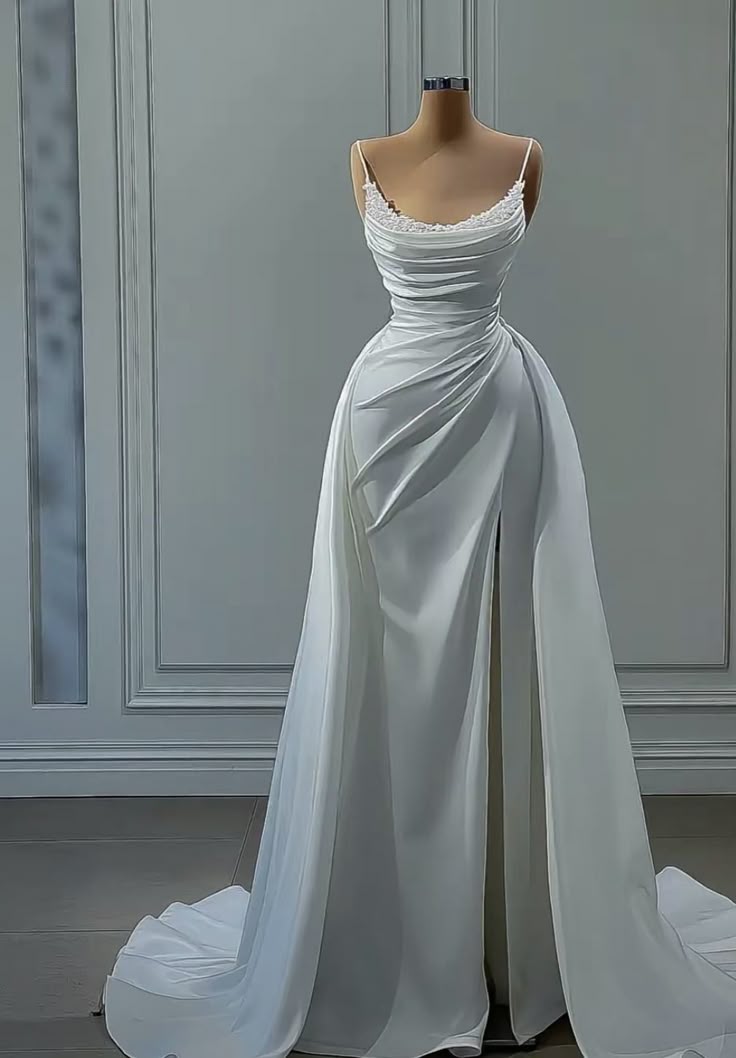Vestido de novia sencillo de corte sirena con tirantes finos, blanco, sin mangas, largo, elegante, DH924