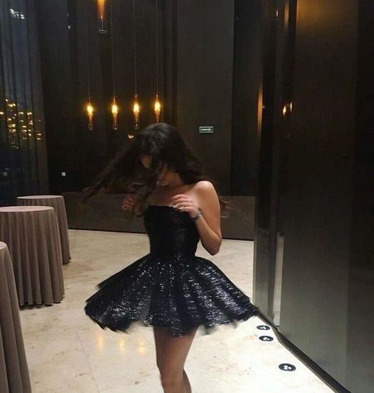 Pretty A line Strapless Sleeveless Black Sequin Short Mini Formal 8th Grade Homecoming Dresses Summer Middle School Hoco Dress Homecoming Outfits DH977