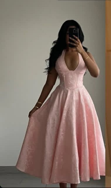 Vestido de fiesta rosa con cuello halter y satén largo para cumpleaños, vestido de fiesta, atuendo de verano para cumpleaños, DP1013