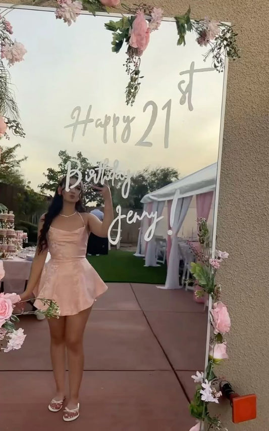Vestido corto de satén rosa con cuello halter y corte A para cumpleaños de verano, vestido Hoco, atuendo de cumpleaños, minivestidos de fiesta para cumpleaños número 21, DP1126