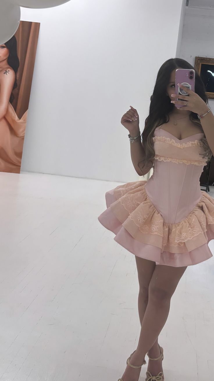 Vestido corto de satén rosa con escote en forma de corazón para verano, ideal para 20 cumpleaños, minivestido de fiesta para 18 cumpleaños, DP1127