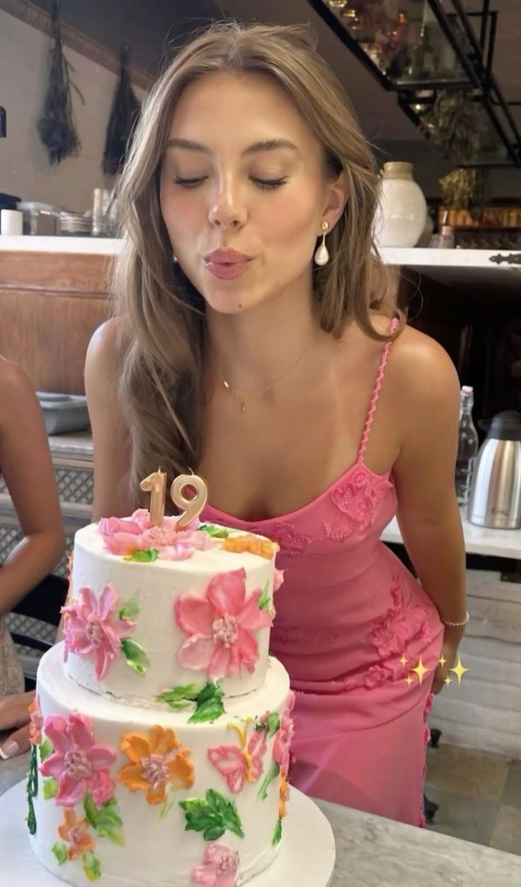 Vestido corto de gasa rosa con tirantes finos, corte A, para cumpleaños de verano, ideal para 19.º cumpleaños, minivestido de cóctel DP1133