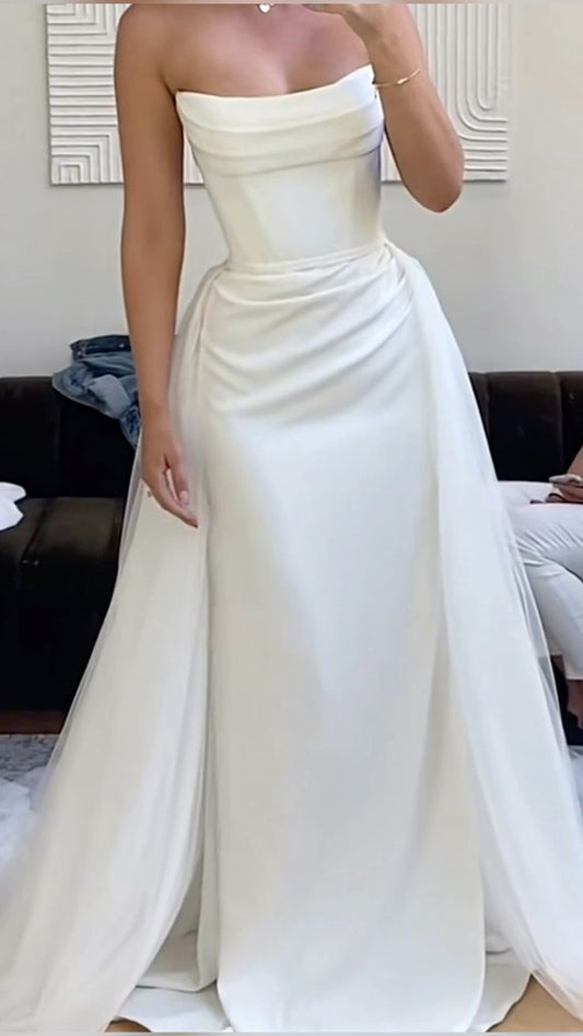 Vestido de novia vintage, corte tubo, sin tirantes, blanco, de satén, largo, minimalista, DP1213