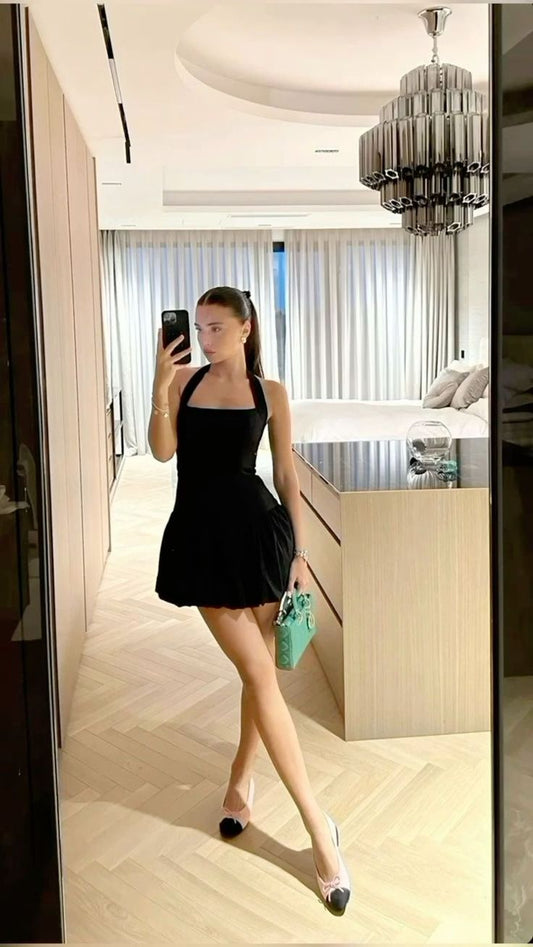Vestido corto de satén negro con cuello halter, sexy, para cumpleaños de verano, minivestido de fiesta para 16 años, DP1218