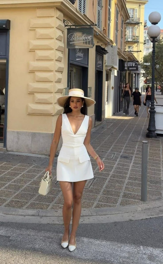 Vestido corto de satén blanco con escote en V y corte en A, sexy, para cumpleaños de verano, minivestido de fiesta para 16 cumpleaños, DP1262