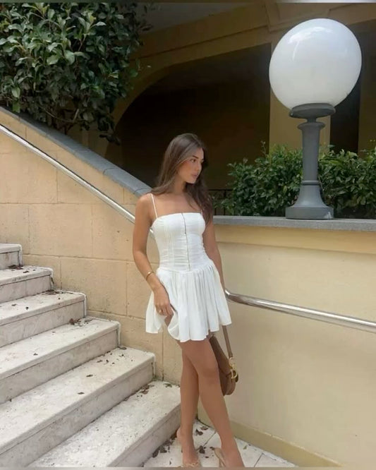 Vestido corto blanco sexy de verano con tirantes finos y corte en A para cumpleaños, vestido Hoco, atuendo de cumpleaños, minivestidos de fiesta para 16.º cumpleaños DP1271