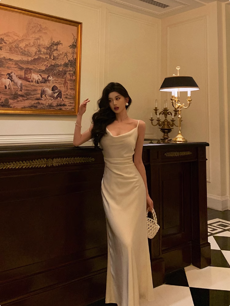 Elegante vestido de fiesta de sirena de satén color marfil sin mangas para 21 cumpleaños. Ideas de vestidos de cumpleaños para mujeres (DP1289).