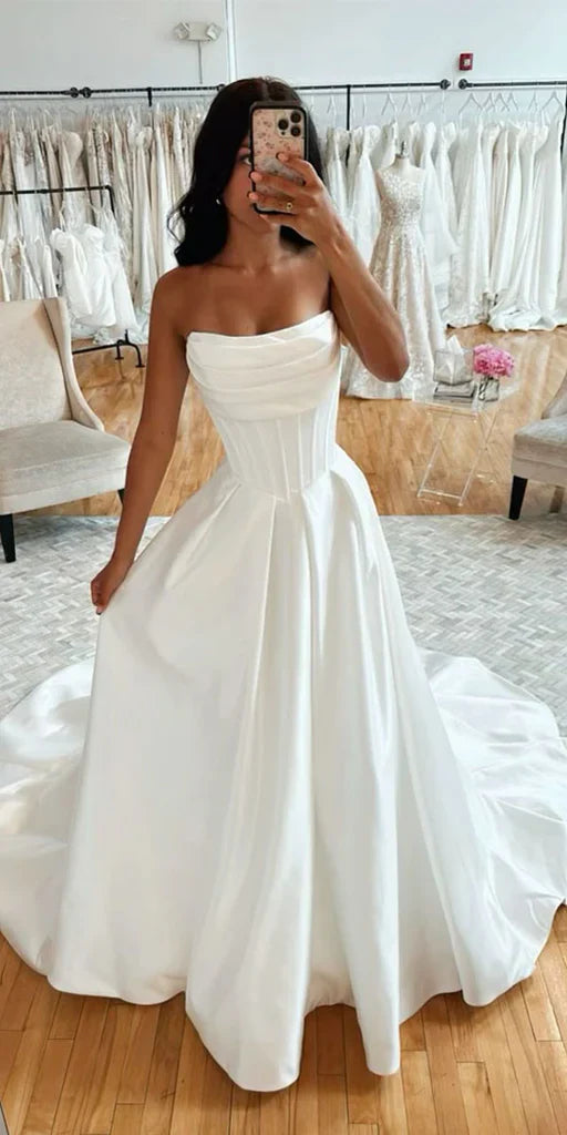 Vestido de novia clásico, corte A, escote corazón, satén blanco, estilo minimalista, DP1319