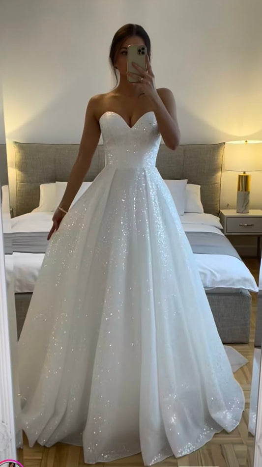 Vestido de novia clásico, corte A, escote corazón, lentejuelas, blanco, minimalista, DP1323