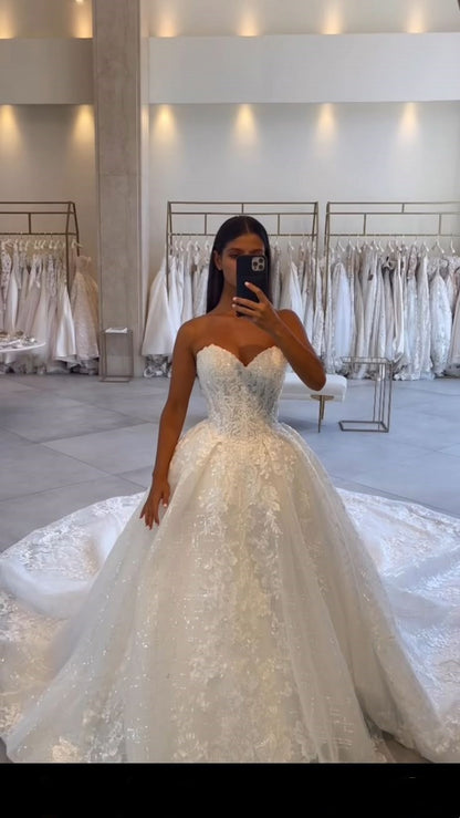 Vestido de novia clásico, vestido de fiesta, escote corazón, encaje, blanco, minimalista, DP1326