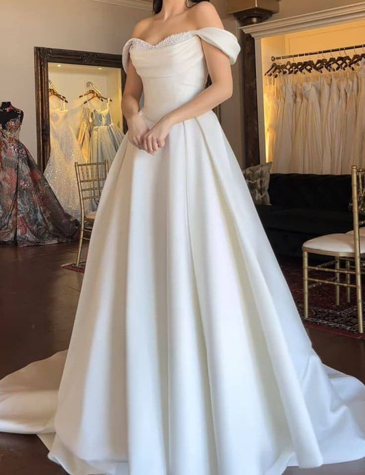 Vestido de novia etéreo, de satén blanco, con hombros descubiertos, DP1348