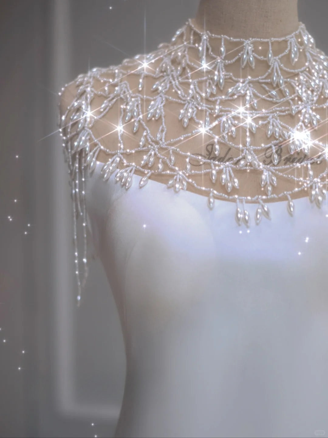 Vestido de novia etéreo de corte sirena, cuello alto, largo, blanco, DP1351