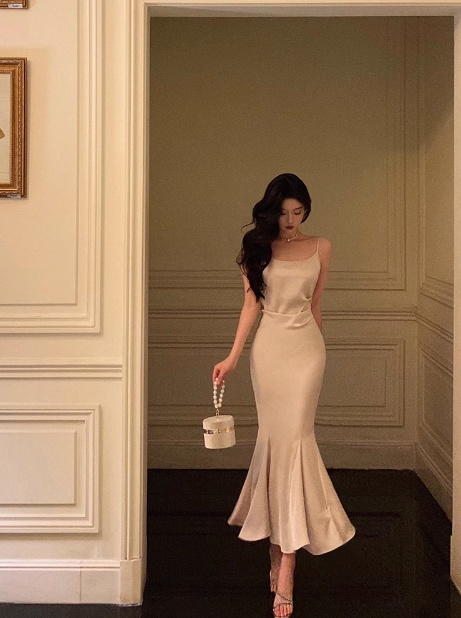 Vestido largo de satén con tirantes finos y corte sirena para fiesta de 18 cumpleaños, atuendos para 21 cumpleaños, ideas de vestidos de cumpleaños para mujeres DP1382