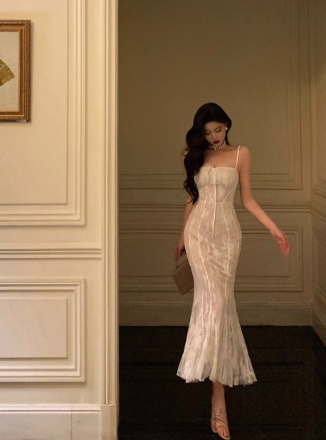 Vestido elegante de sirena con tirantes finos, blanco, sin mangas, para fiesta de cumpleaños número 21, ideas para vestidos de cumpleaños para mujeres (DP1393)