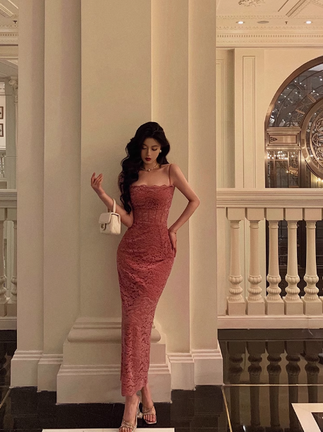 Vestido elegante de sirena con tirantes finos y encaje para cumpleaños número 21. Ideas de vestidos de cumpleaños para mujeres (DP1439).