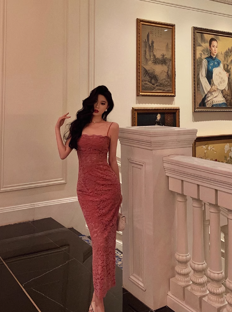 Vestido elegante de sirena con tirantes finos y encaje para cumpleaños número 21. Ideas de vestidos de cumpleaños para mujeres (DP1439).