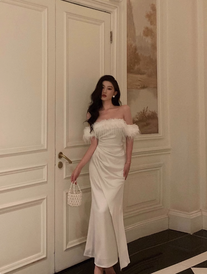 Elegante vestido de sirena con hombros descubiertos de satén blanco para cumpleaños número 21. Ideas de vestidos de cumpleaños para mujeres (DP1447)