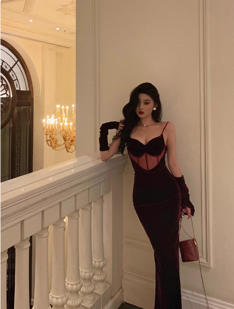 Vestido elegante de sirena con tirantes finos en terciopelo burdeos para 21 cumpleaños. Ideas para vestidos de cumpleaños para mujeres (DP1454).