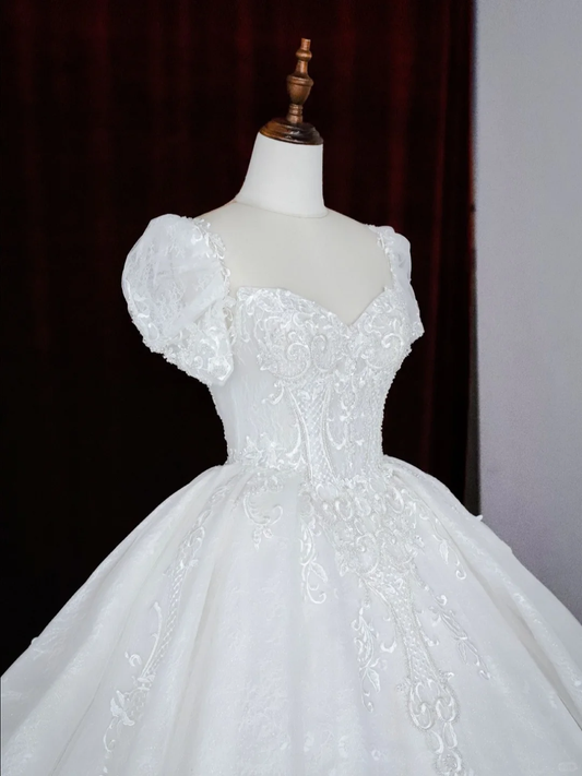 Vestidos de novia con brillo, corte corazón, mangas cortas y encaje, DP1491