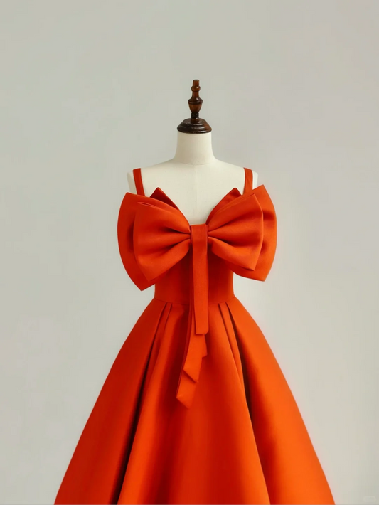 Elegante vestido de fiesta de satén naranja con tirantes finos y corte A para 21 cumpleaños. Ideas para vestidos de cumpleaños para mujeres (DP1510).