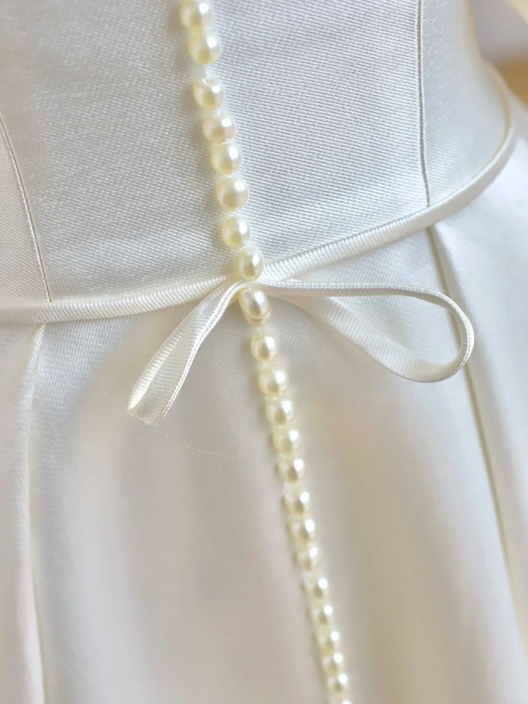 Vestido de novia sencillo, de manga corta, de satén blanco, estilo minimalista, DP1523