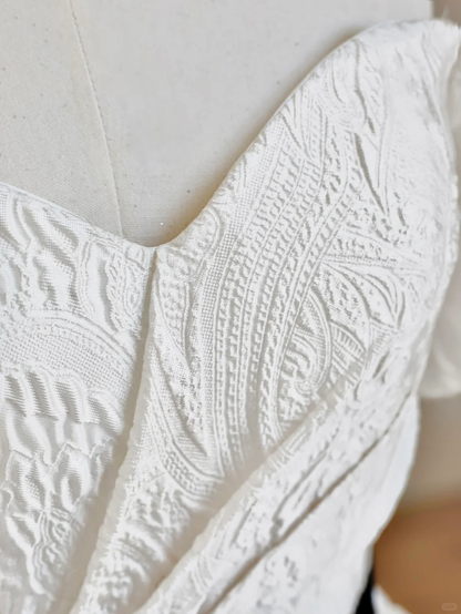 Vestido de novia etéreo, de satén blanco, con hombros descubiertos, DP1636