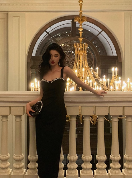 Vestido elegante de sirena con tirantes negros para cumpleaños número 23. Ideas de vestidos de cumpleaños para mujeres (DP1637).