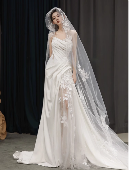 Vestido de novia clásico, corte tubo, un hombro, encaje, blanco, minimalista, DP1652