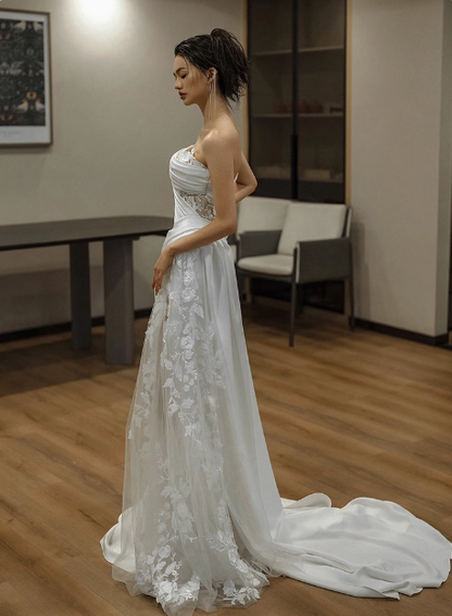 Vestido de novia clásico, corte tubo, un hombro, encaje, blanco, minimalista, DP1652