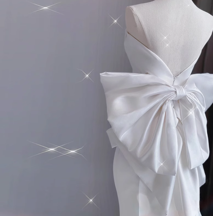 Vestido de novia clásico de sirena sin tirantes, de satén blanco, estilo minimalista, DP1657