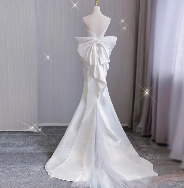 Vestido de novia clásico de sirena sin tirantes, de satén blanco, estilo minimalista, DP1657