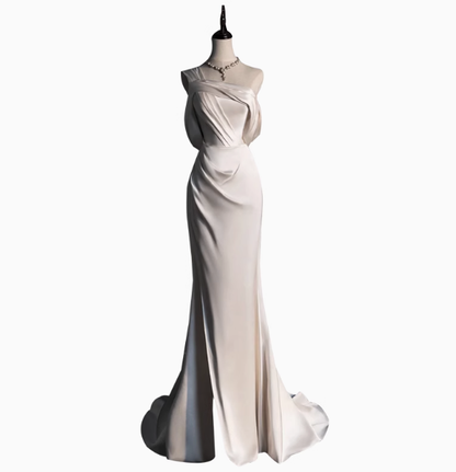 Vestido de novia clásico de sirena con un solo hombro, de satén blanco, estilo minimalista, DP1658