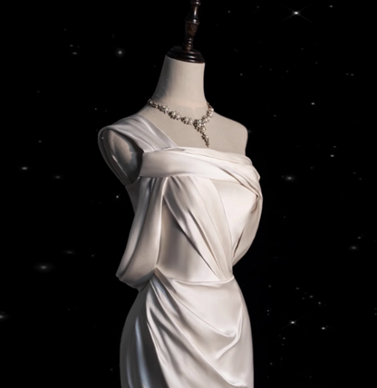 Vestido de novia clásico de sirena con un solo hombro, de satén blanco, estilo minimalista, DP1658