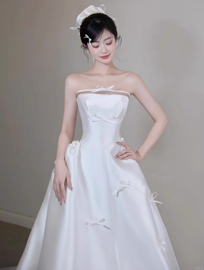 Vestido de novia etéreo, sin tirantes, de satén blanco, DP1671